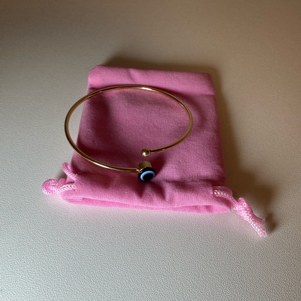 new and nice bracelet